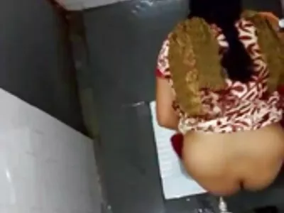 دختر خشن سکس لیز لعنتی